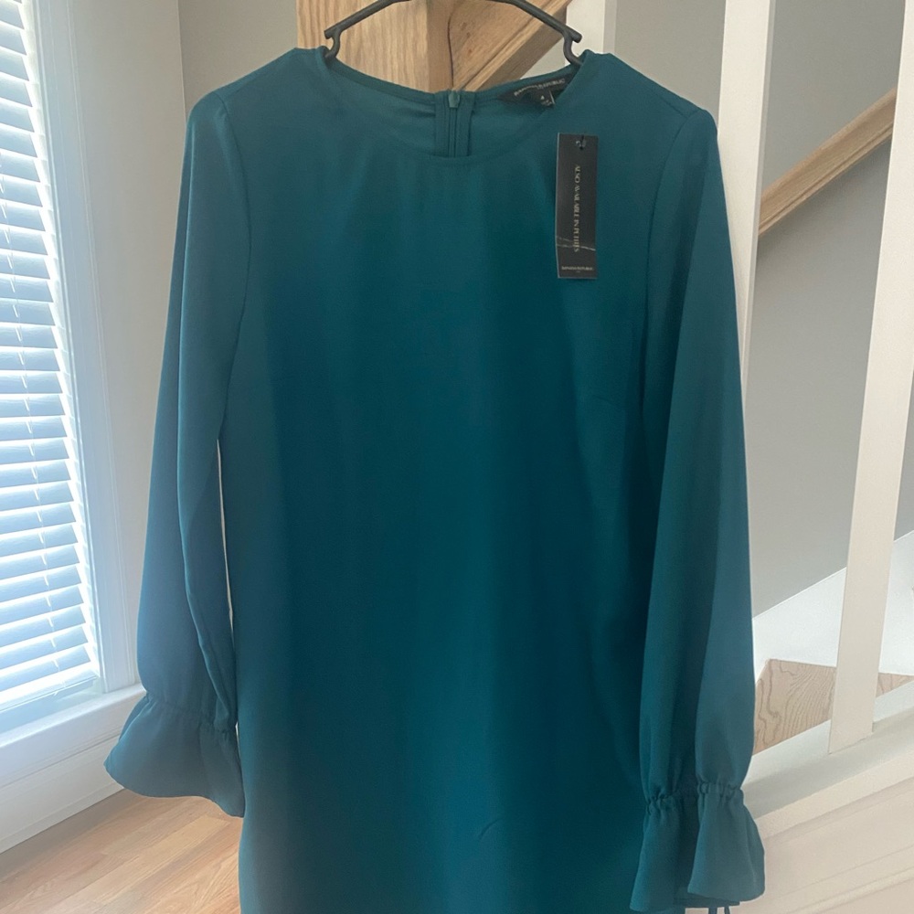 Banana Republic Teal Long-Sleeve Ruffle-Cuff Shift Dress